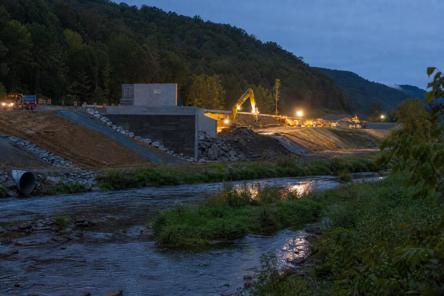 Wie der I-26-Ausbau die Wasserqualität und Gewässerstruktur beeinflusst